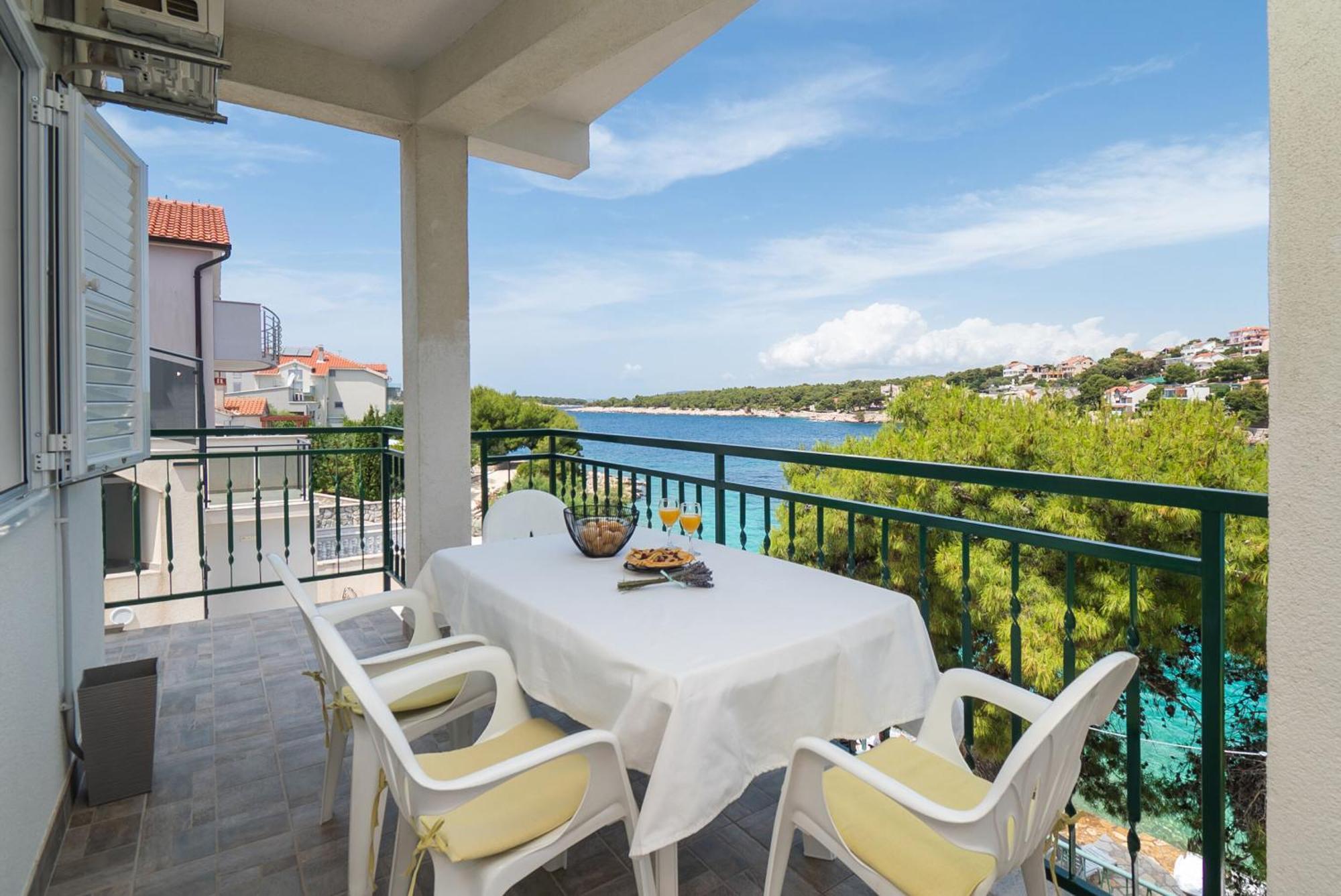 Apartments Ivica Primosten Ngoại thất bức ảnh
