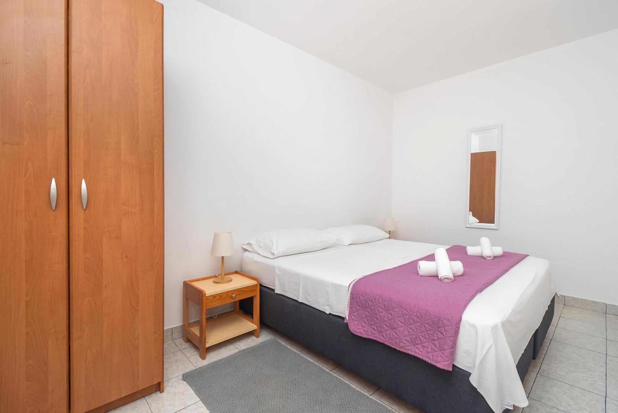 Apartments Ivica Primosten Ngoại thất bức ảnh